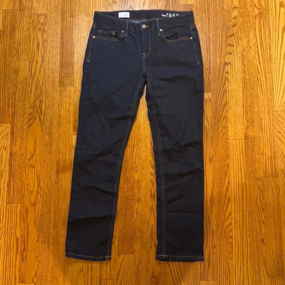 Gap women’s dark wash real straight stretch 27 short jeans in rinse